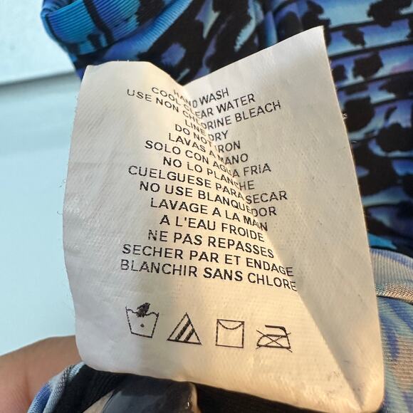 Miraclesuit Women's Purr-Fection Jubilee Tankini Swimsuit Top Size 12 - Picture 10 of 10